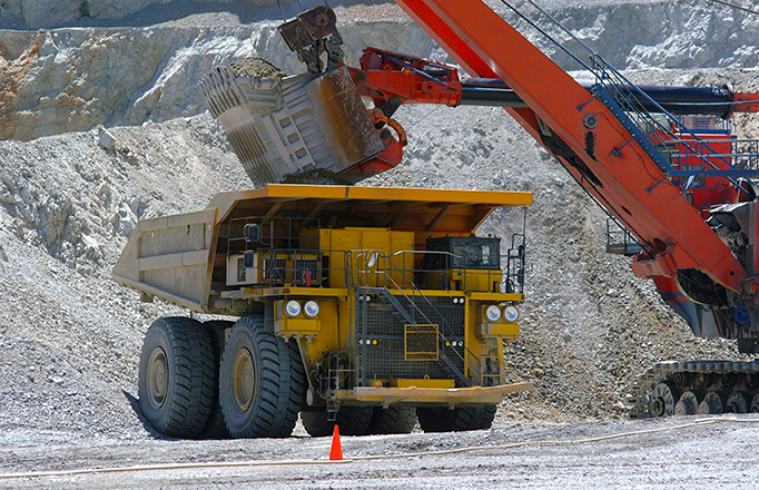 Producción de grandes mineras de cobre que operan en Chile registró comportamiento dispar en febrero