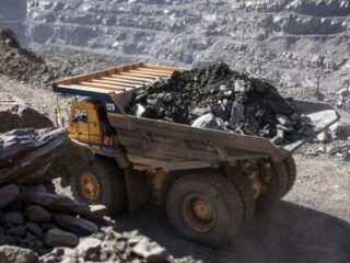 El hierro se convierte en el protagonista del boom de los commodities y acción de CAP se dispara en la bolsa