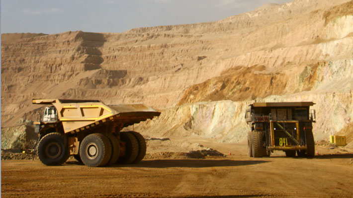 Tercer sindicato de Andina rechaza oferta de Codelco e inicia huelga: 1.055 trabajadores estarán paralizados