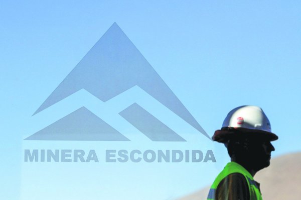 Sindicato de Escondida llama a socios a prepararse para eventual huelga