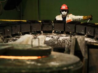 Producción industrial de Chile se enfría en agosto: la minería cae y opaca desempeño de las manufacturas