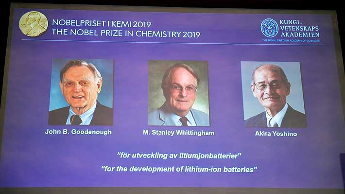 Científico por el Nobel a los "padres de la baterías de ion-litio": "Sería otro mundo si ellos no hubiesen hecho lo que hicieron"