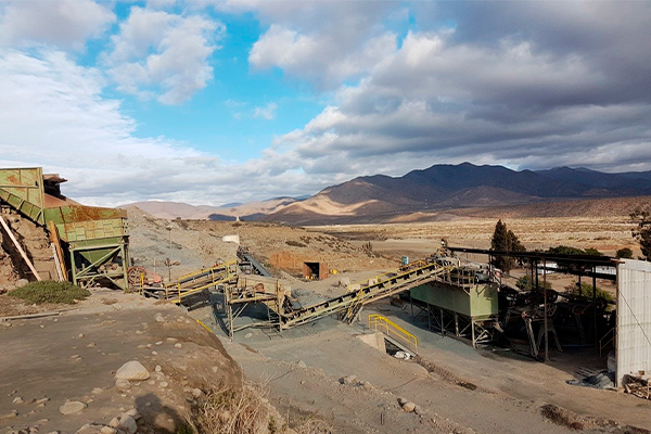 Altiplano Metals reporta 2.54% de cobre en 5.5m del programa de perforación de exploración en curso en Farellon