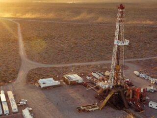 Familia Solari Donaggio compra concesión de explotación hidrocarburos en megaproyecto argentino Vaca Muerta