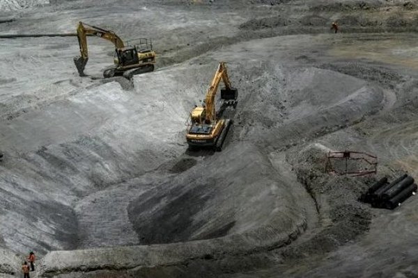 Acciones de minera Hochschild vuelven a caer pese a diálogos "fructíferos" de la industria con el gobierno de Perú