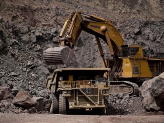 Anglo American, Codelco, Teck entre otras, consigue trabajo en mineras aquí