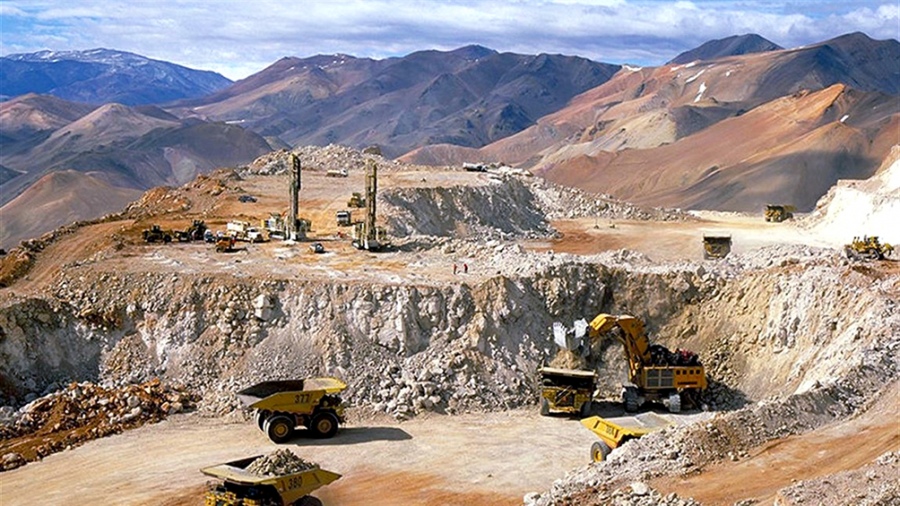 (Argentina) La minería aportó US$ 53.813 millones y es la única industria con saldo positivo en 17 años