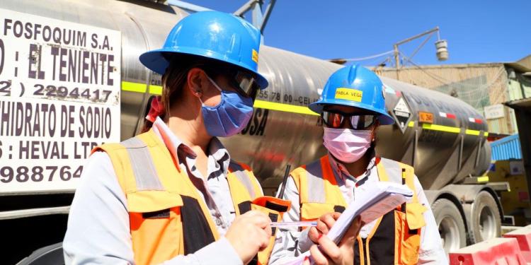 Codelco alcanza el mayor crecimiento de participación femenina de su historia