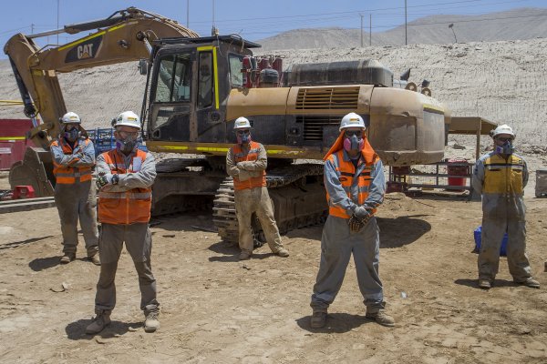 Lomas Bayas ingresa a tramitación ambiental proyecto por US$ 250 millones para extender su vida útil