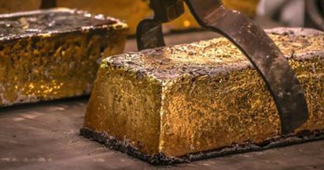 El oro toca máximo de más de una semana impulsado por temores sobre inflación