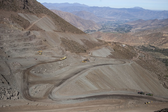 Three Valley Copper inicia operaciones de hundimiento de bloques en Papomono