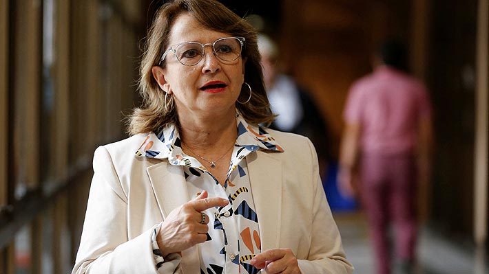 Ministra Hernando resalta importancia de hacer más "eficientes y justos para todos" los proyectos mineros