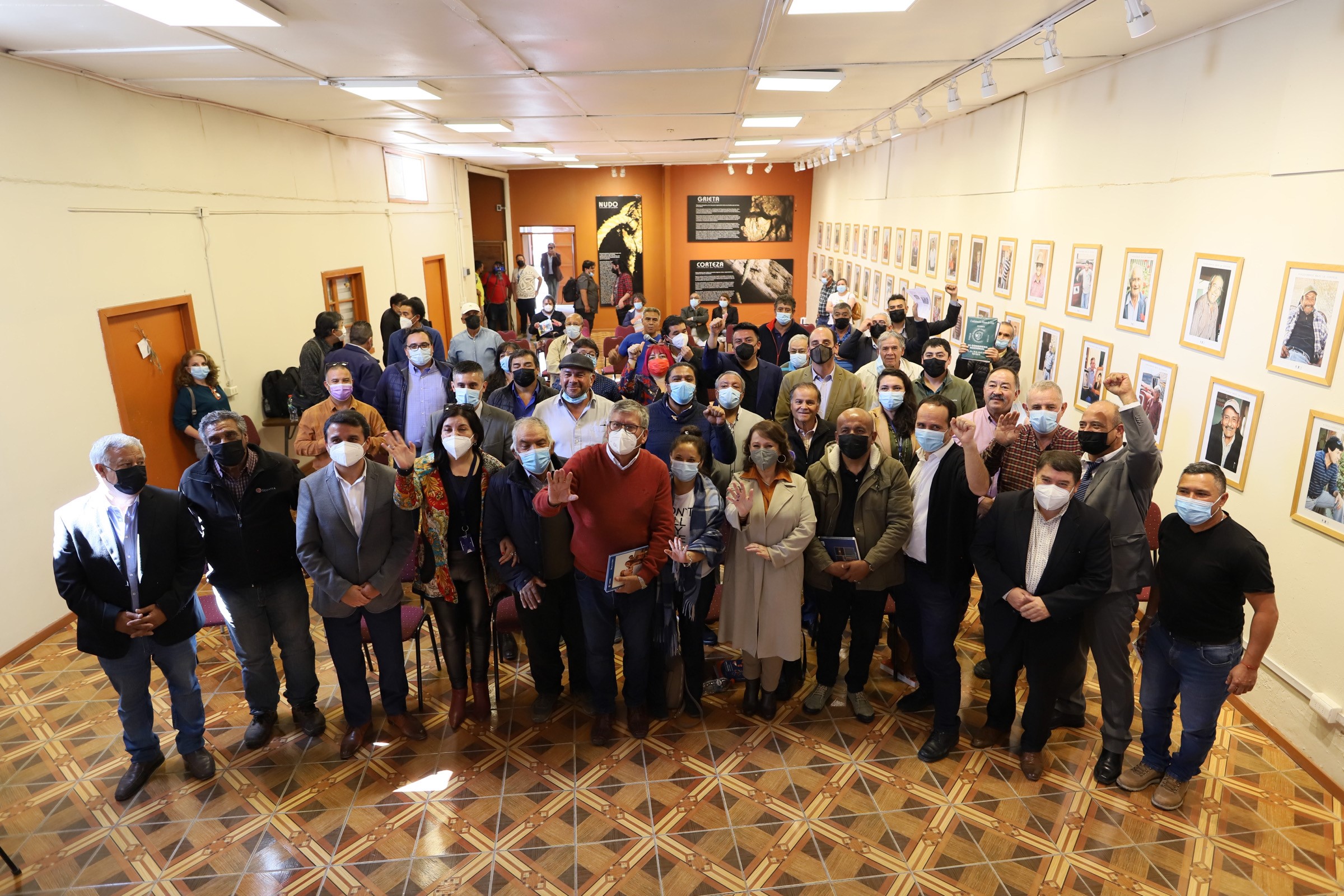 Ministra de Minería participa junto a parlamentarios en encuentro nacional de pirquineros en Atacama