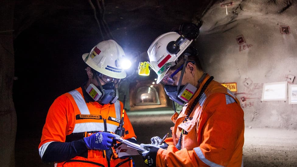 Empleo en la minería crece 20,5% en 12 meses y llega casi a 260 mil ocupados