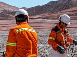 Empresas mineras están contratando por $720.000 hasta $1.500.000