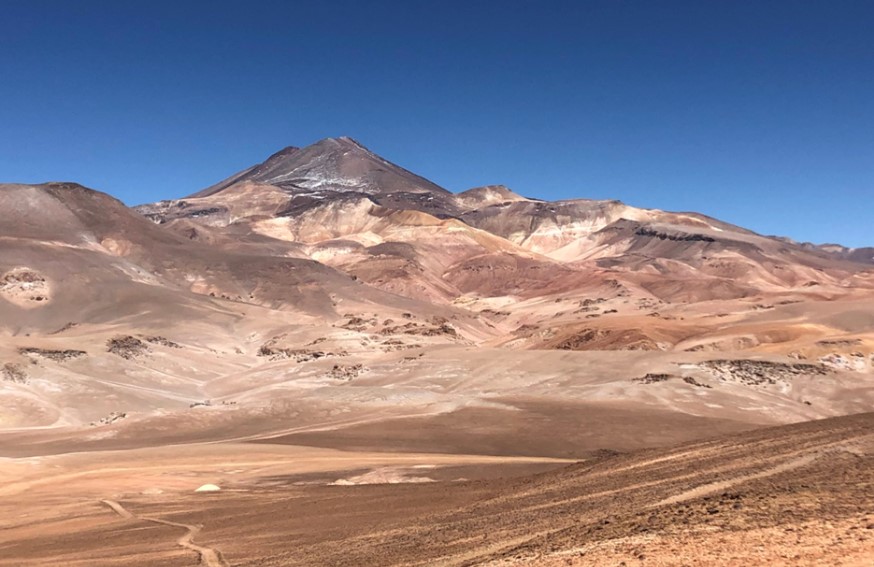 Altiplano Metals define un sistema prospectivo de alteración epitermal de 3,5 x 1,5 km en Pastillas