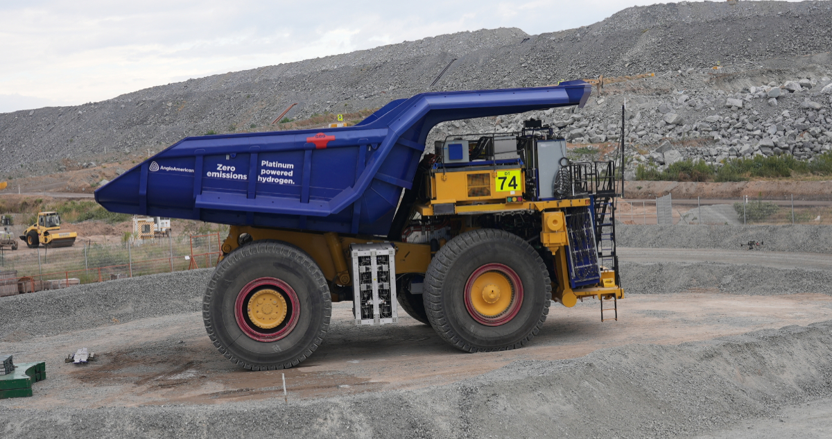 Anglo American presentó el primer camión minero propulsado por Hidrógeno Verde, marcando un hito en el camino hacia la carbono neutralidad