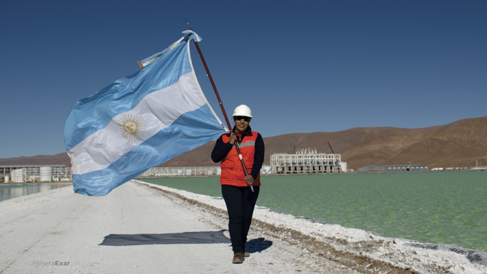 Argentina apuesta por la "bienvenida" a inversión extranjera en minería en medio de discusiones internas en Chile y Perú