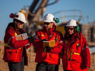 Estas son las mineras que buscan trabajadores en Chile