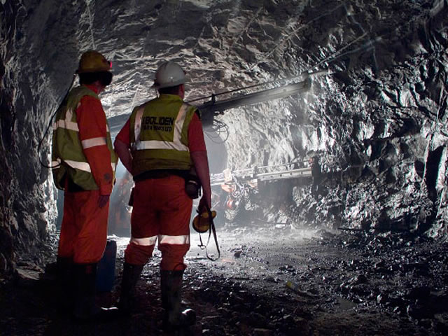 Expertos adelantan los debates en minería a partir del borrador constitucional