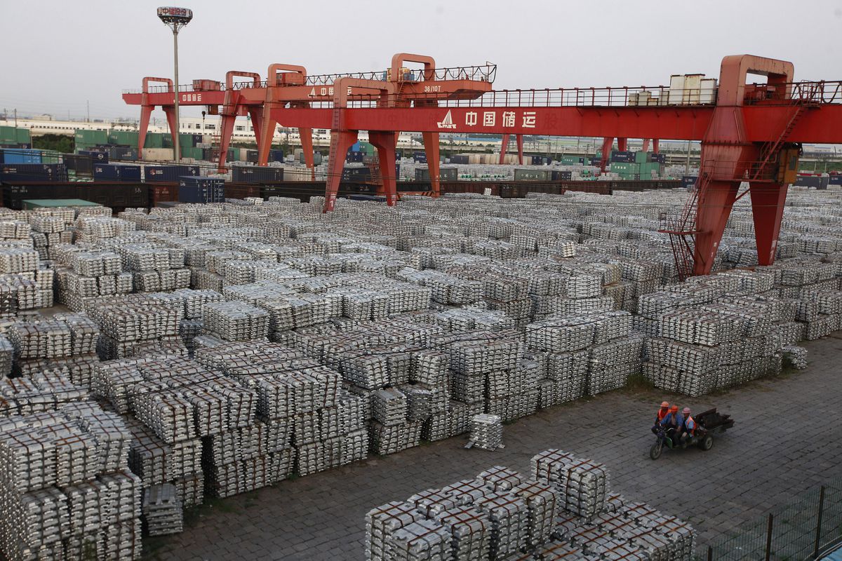El estímulo de China aumenta el optimismo en los metales industriales