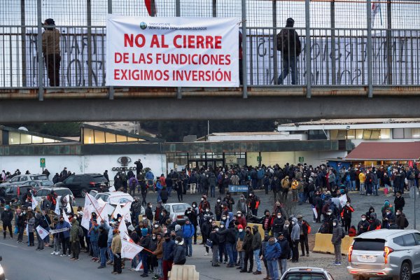 Trabajadores de Codelco aseguran que esta semana comenzará el paro en rechazo al cierre de la fundición Ventanas