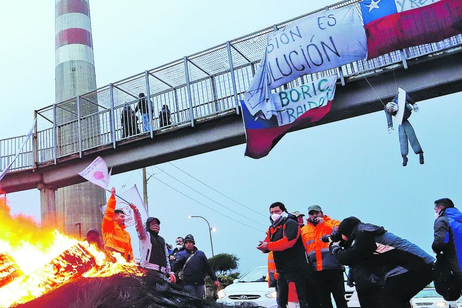 Ventanas: los múltiples intentos de cierre de una resistida fundición