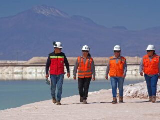 Iniciativa talento mujer conectará a cientos de mujeres con la oferta laboral minera y energética en Exponor