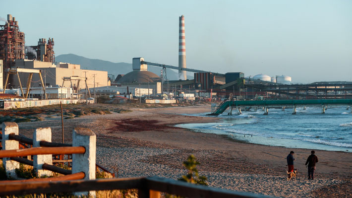 ENAP niega responsabilidad en episodios de contaminación en Quintero: "No está vinculado a nuestras operaciones"