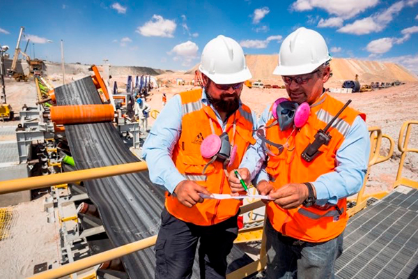 Minera Escondida ofrece trabajo a Ingenieros, Técnicos y Especialistas