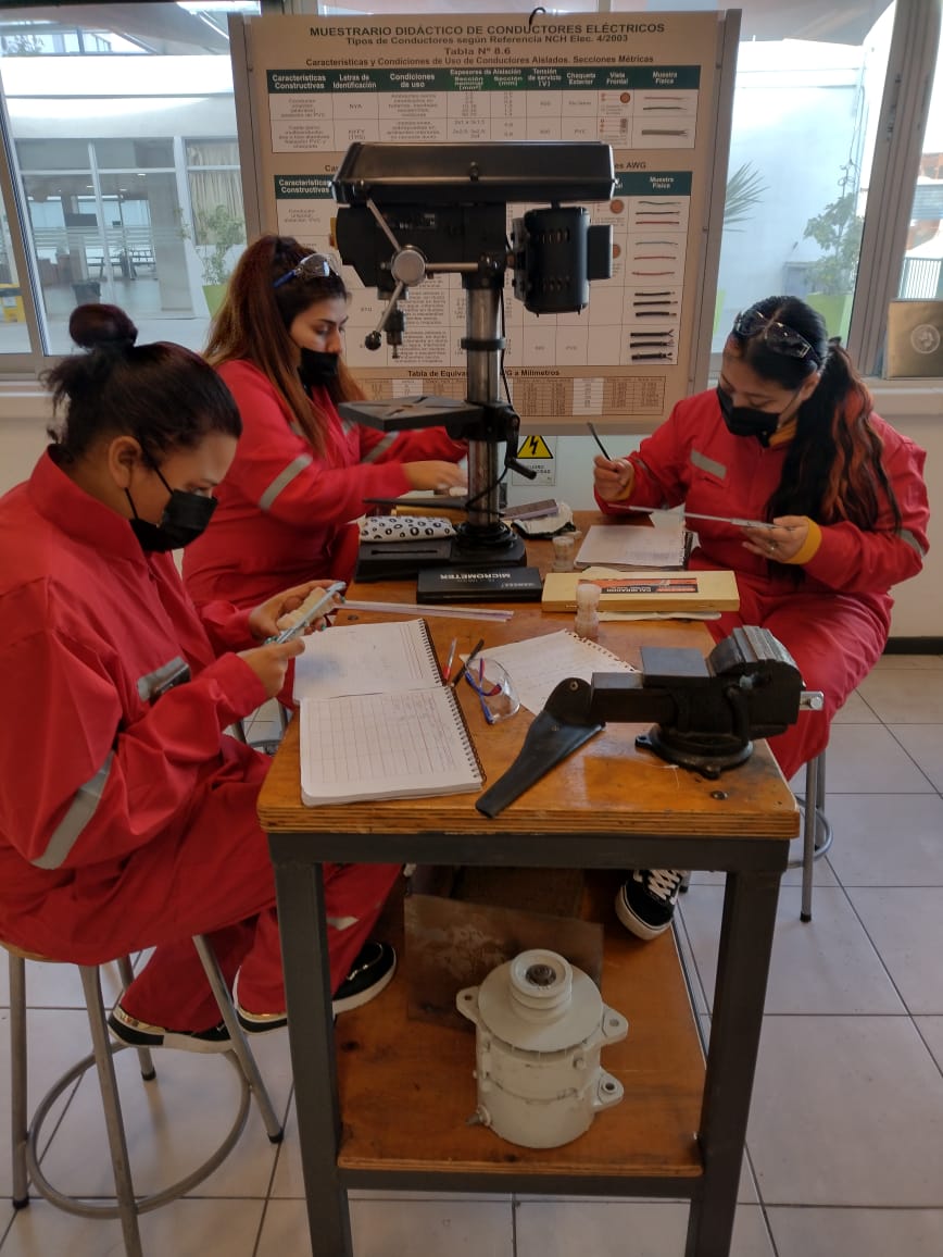 Con éxito finalizó programa de capacitación que abre oportunidades para mujeres en la minería Con éxito finalizó programa de capacitación que abre oportunidades para mujeres en la minería