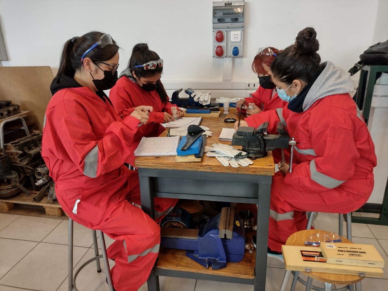 Con éxito finalizó programa de capacitación que abre oportunidades para mujeres en la minería