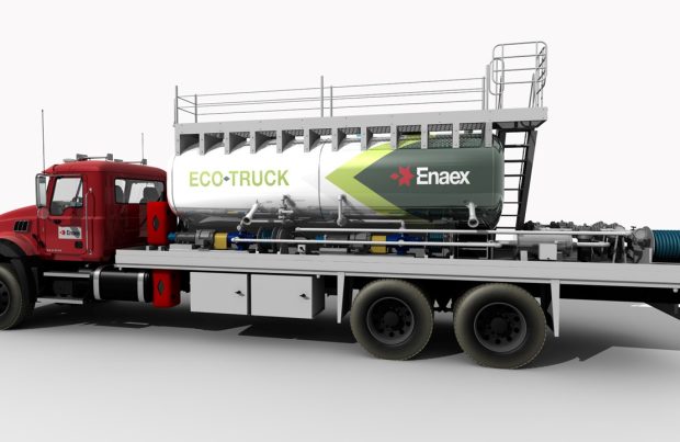Enaex lanza al mercado un camión para fabricación en terreno de mezclas para faenas
