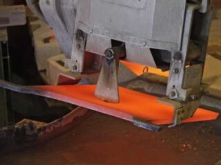 Cobre en picada: Baja de los US$3,2 la libra y acumula explosivo desplome semanal de 10%