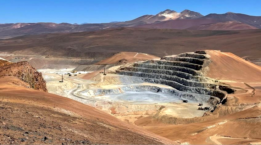 Gold Fields aumenta los dividendos para ganar el respaldo del acuerdo de Yamana