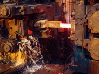 El precio del mineral de hierro cae a medida que las preocupaciones sobre la política de covid de China empañan el estado de ánimo