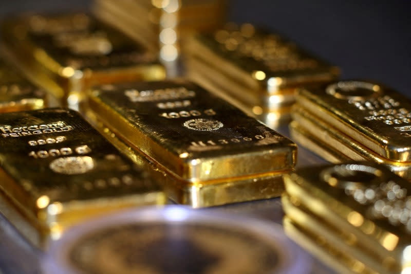 El precio del oro cae con la desaceleración de China, las minutas de la Fed en el punto de mira