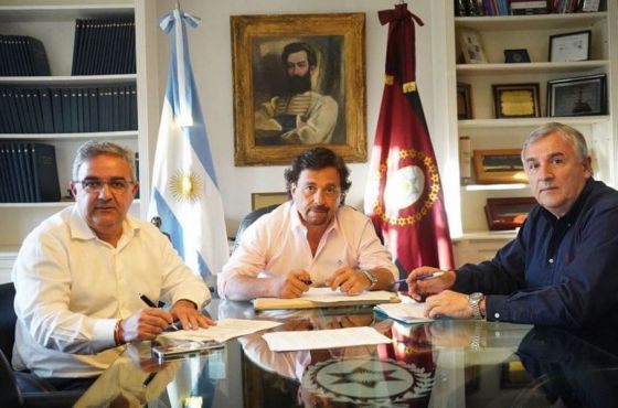 Argentina: Los gobernadores Sáenz de Salta, Morales de Jujuy y Jalil de Catamarca ratificaron por ley la Región Minera de Litio