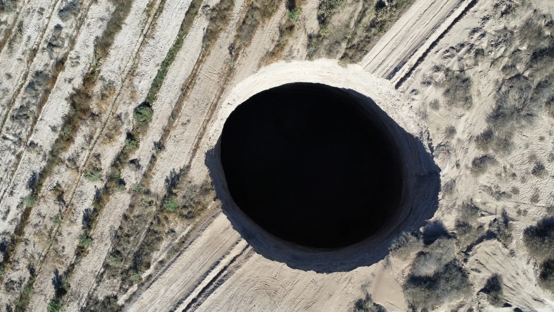 Chile dicta medidas contra Lundin Mining por Socavón gigante en Tierra Amarilla