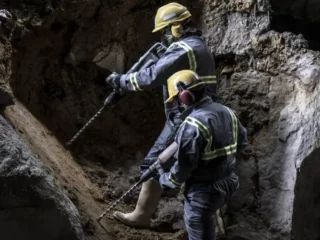 Trabajar como minero en México: Utilidades altas, pero bajos salarios y grandes riesgos