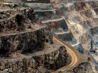 Instituto Peruano de Economía reporta disminución de inversiones privadas mineras