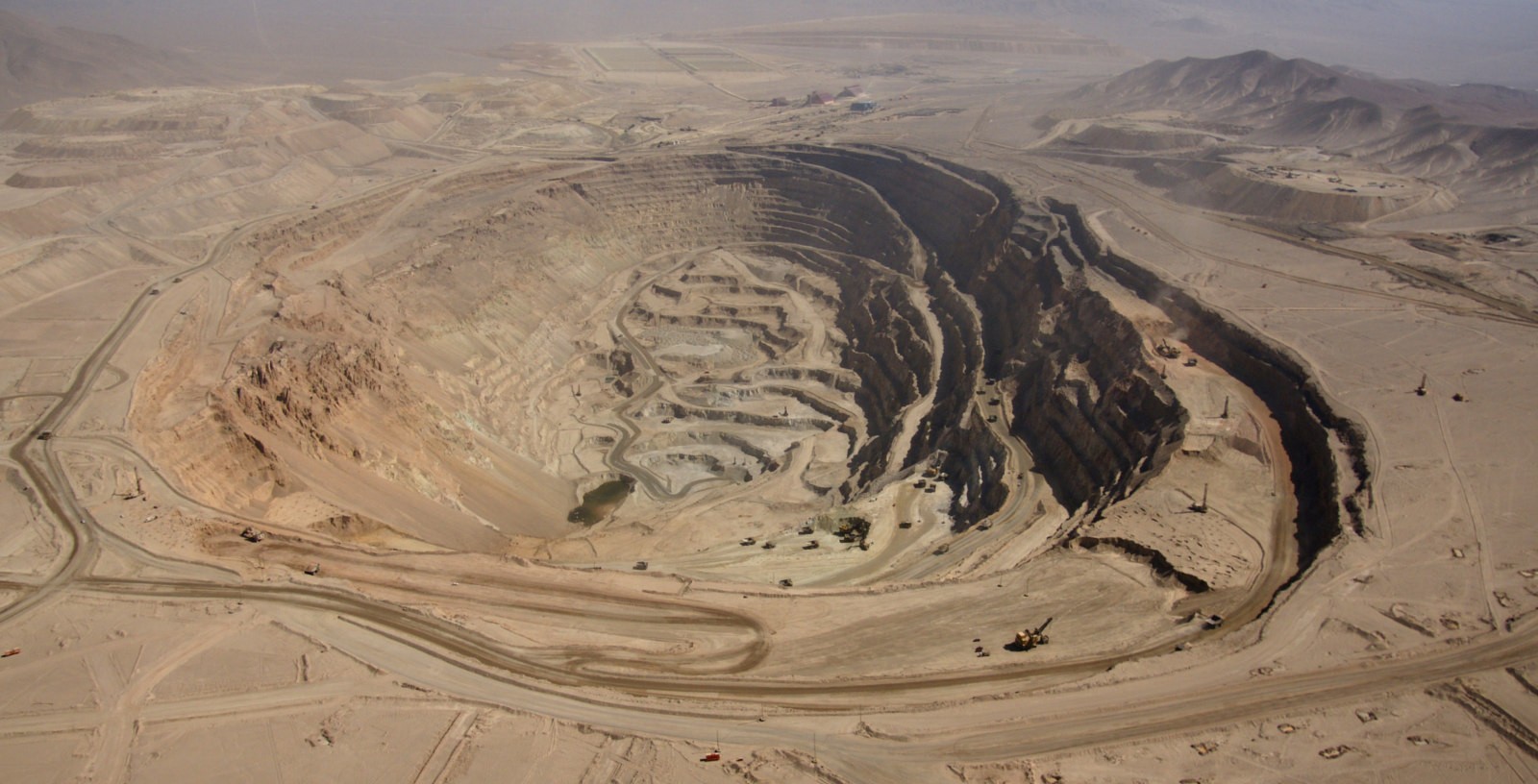 Codelco vs Cesco: Una Batalla de Gigantes en la Minería Chilena