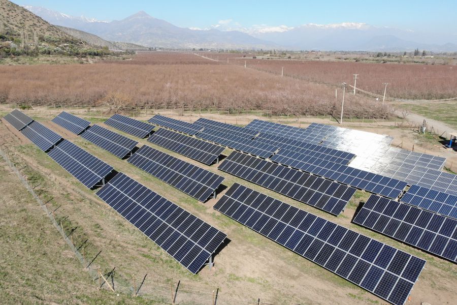 Industria de generación anuncia millonaria inversión para avanzar en la transición energética en Chile