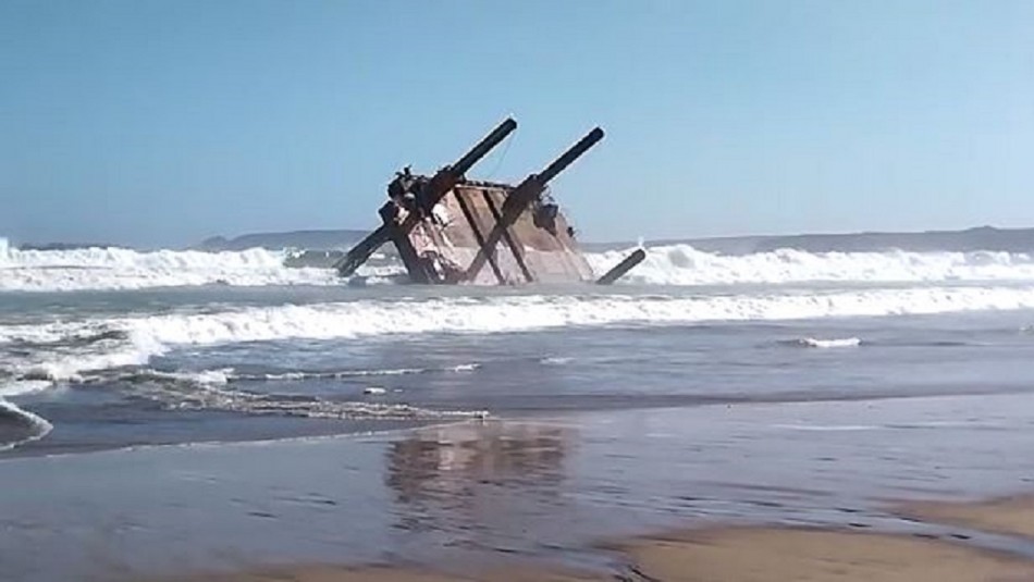 SMA inicia investigación ante volcamiento por temporal de plataforma Los Pelambres en Los Vilos