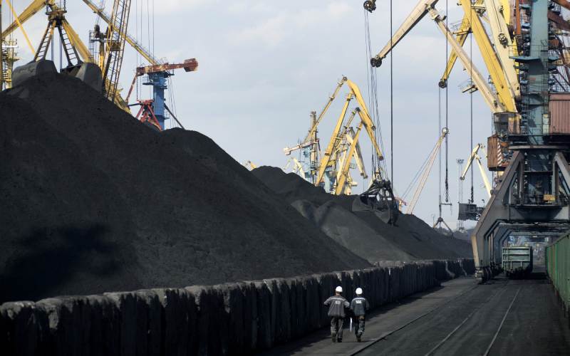 Las importaciones chinas de carbón ruso alcanzan su nivel más alto en 5 años