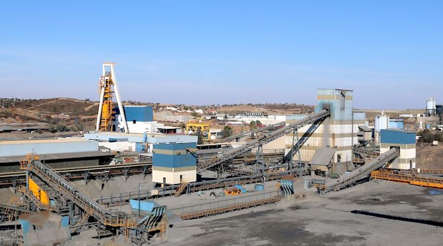 Lundin evalúa venta de mina de cobre y zinc de mil millones de dólares en Portugal