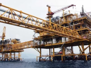 Comercializador global Trafigura enfrenta sin éxito batalla para reanudar importaciones combustibles a México