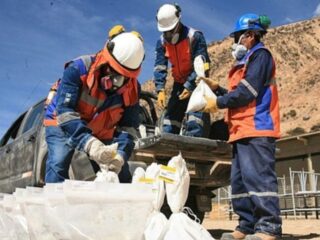 Empleo: Los puestos de trabajo que Anglo American ofrece para sus operaciones en Chile