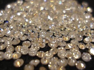 Revelan proceso de formación de diamantes dentro del núcleo de la Tierra