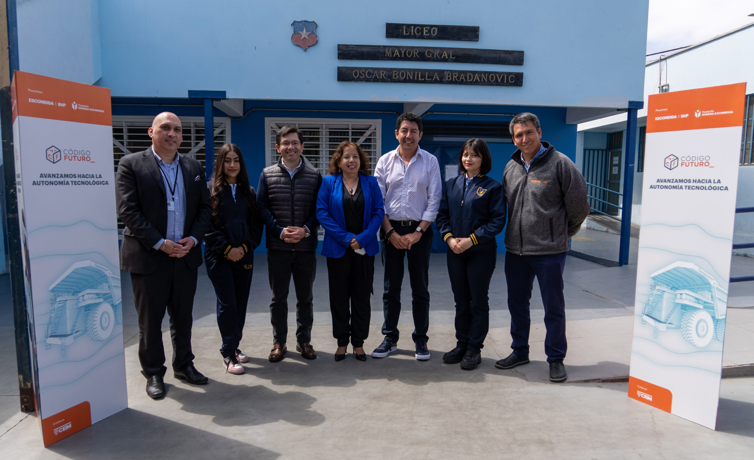 Liceo Oscar Bonilla cuenta con infraestructura y equipamiento de vanguardia en nuevo laboratorio de computación